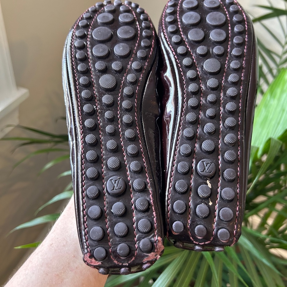 Louis Vuitton Women’s Patent Leather Ballet Flats in Deep Wine - Picture 7 of 14
